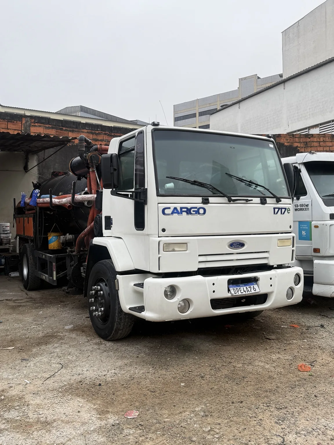 Caminhão de atendimento HydroFox